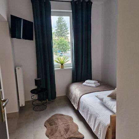 Motel Mewa 莱扎伊斯克 外观 照片